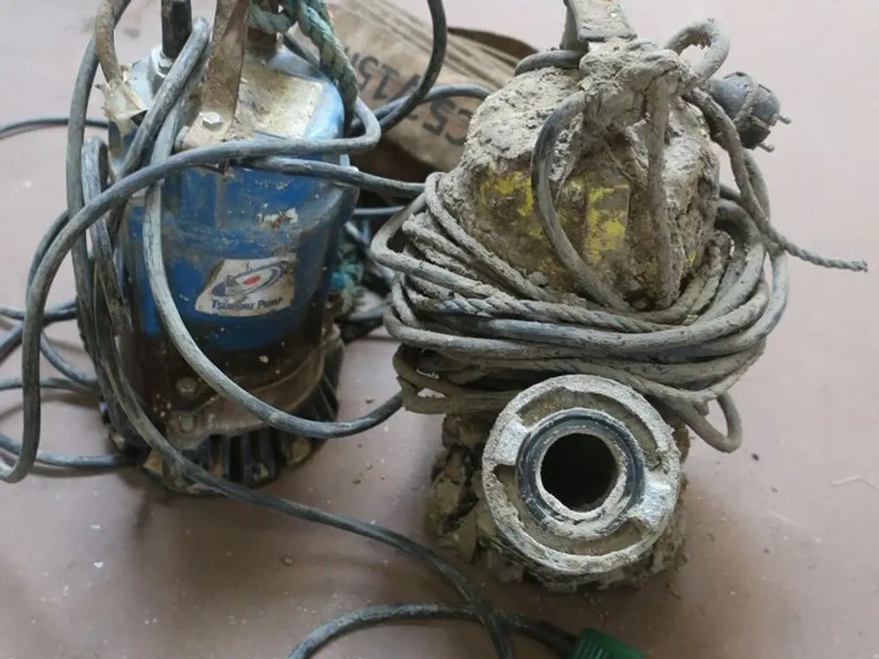 Billede 2 - 2 stk. dykpumper med slange