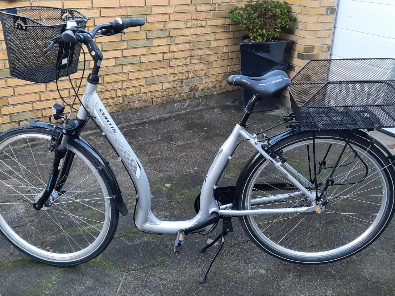 Billede 3 - Flot Curtis damecykel som ny.