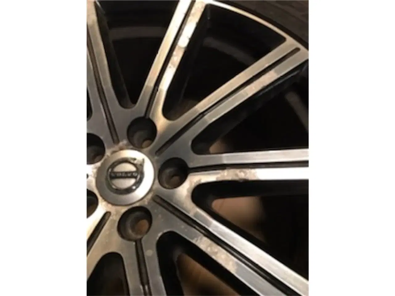 Billede 8 - Originale 4 stk. VOLVO 20x9,5" alu fælge med dæk.