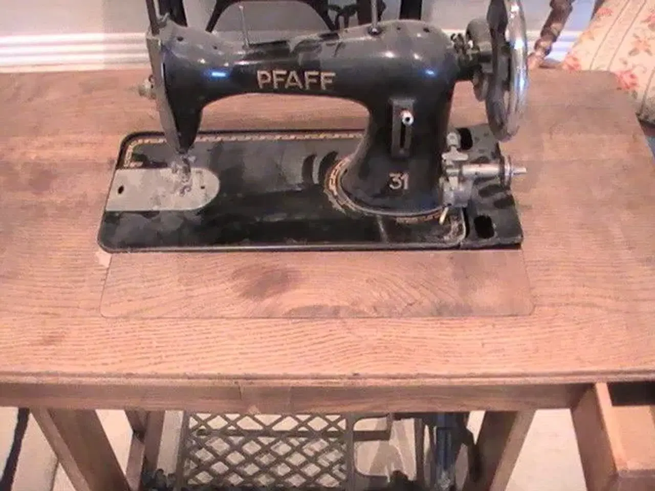 Billede 3 - Symaskine, Pfaff 31, pedal