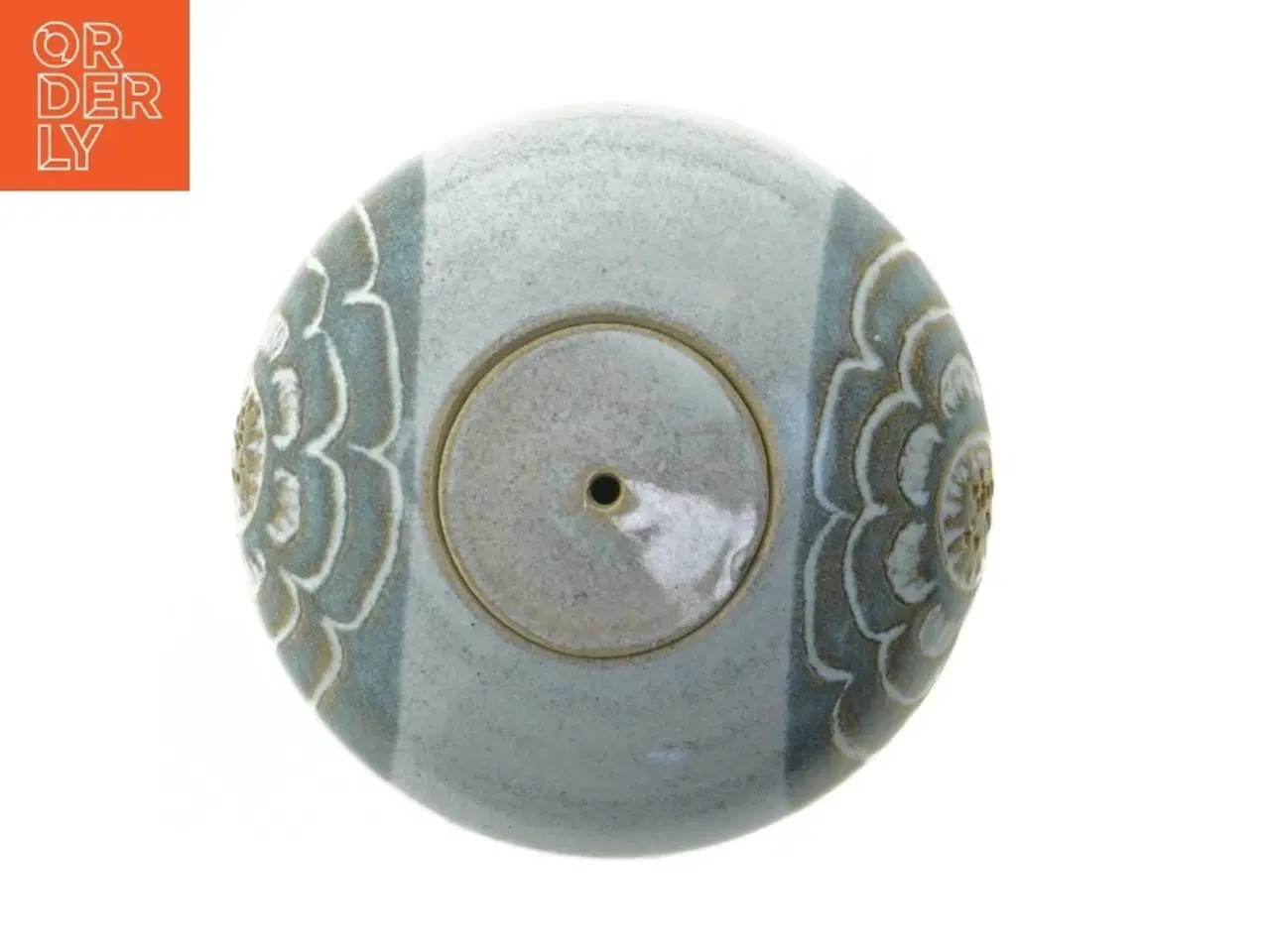 Billede 3 - Keramik vase med blomsterdesign fra Hellerøe (str. 11 cm)