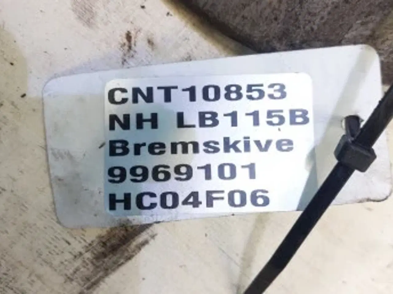 Billede 8 - New Holland LB115B Remskive 9969101