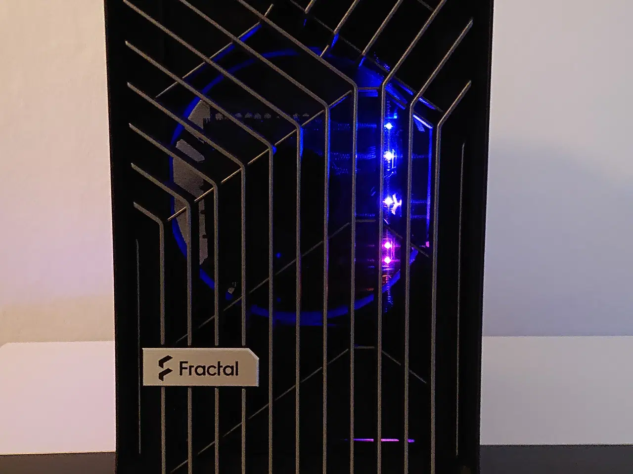 Billede 2 - Gamer-minded PC sælges