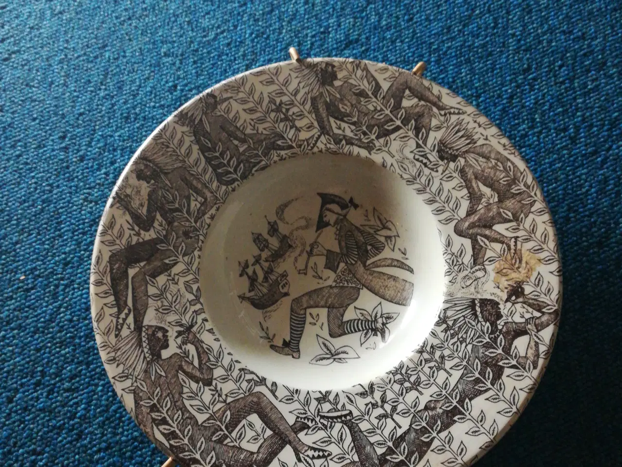 Billede 1 - Vægplatte Poul Høyrup for Nymølle. 