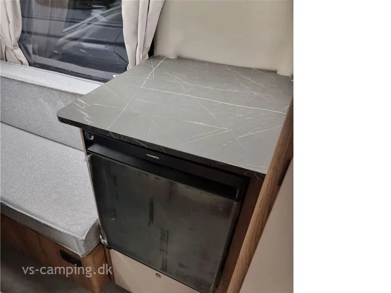 Billede 5 - 2026 - Vega 295 ET   KULT CAMPINGVOGN, SOM MÅ TRÆKKES AF DE FLESTE BILER.