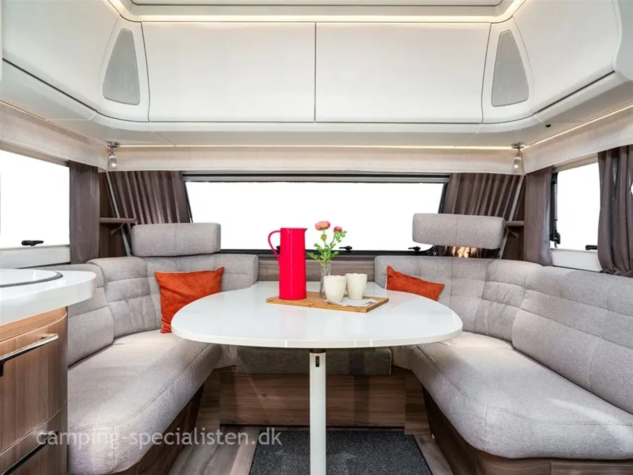 Billede 2 - 2024 - Kabe Smaragd 540 GLE KS Premium Line Kabe 540 GLE KS PREMIUM LINE model 2024 kan snart ses i Silkeborg