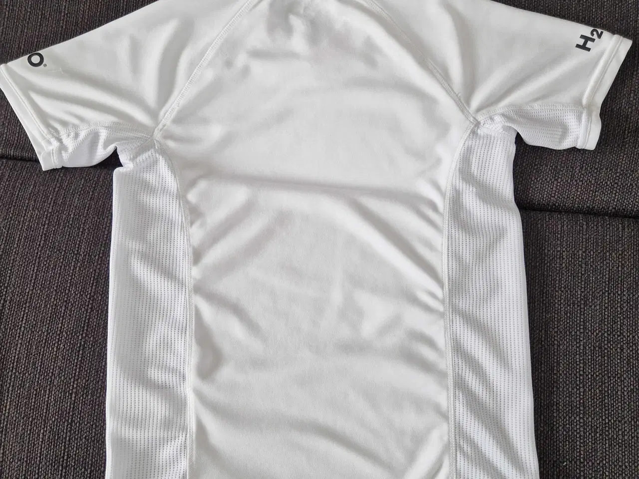 Billede 4 - H2O T-shirt str 140