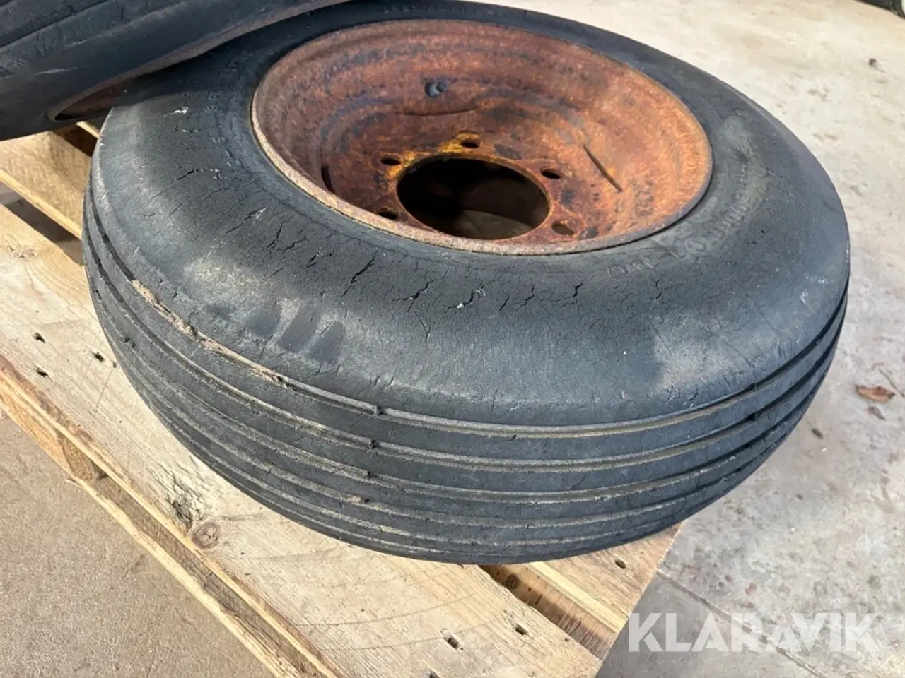 Billede 12 - landbrugs-/industridæk  B.F. Goodrich  2 styk