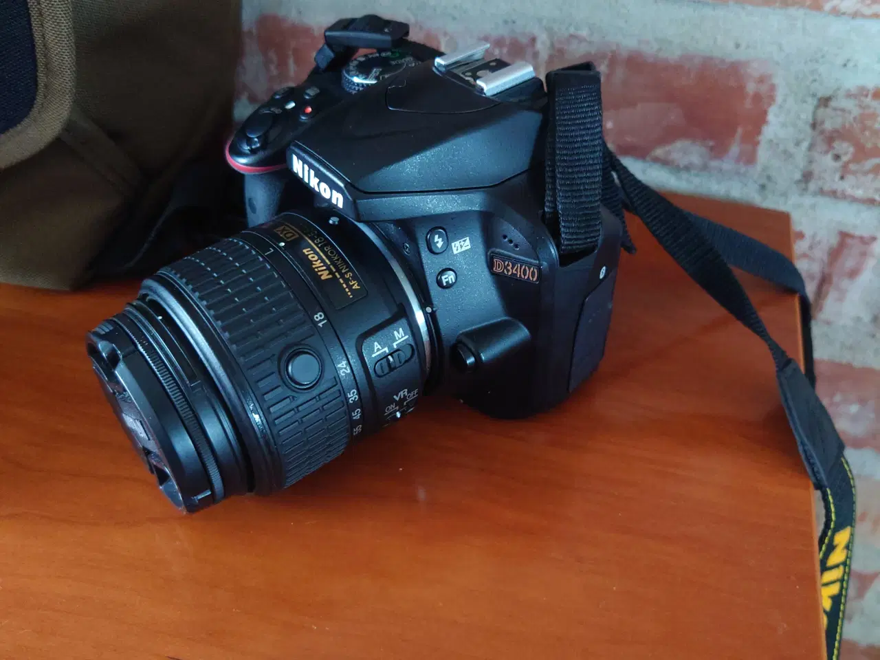Billede 2 - Nikon D3400, 64gb, 18-55mm VR af-p, lækker taske m