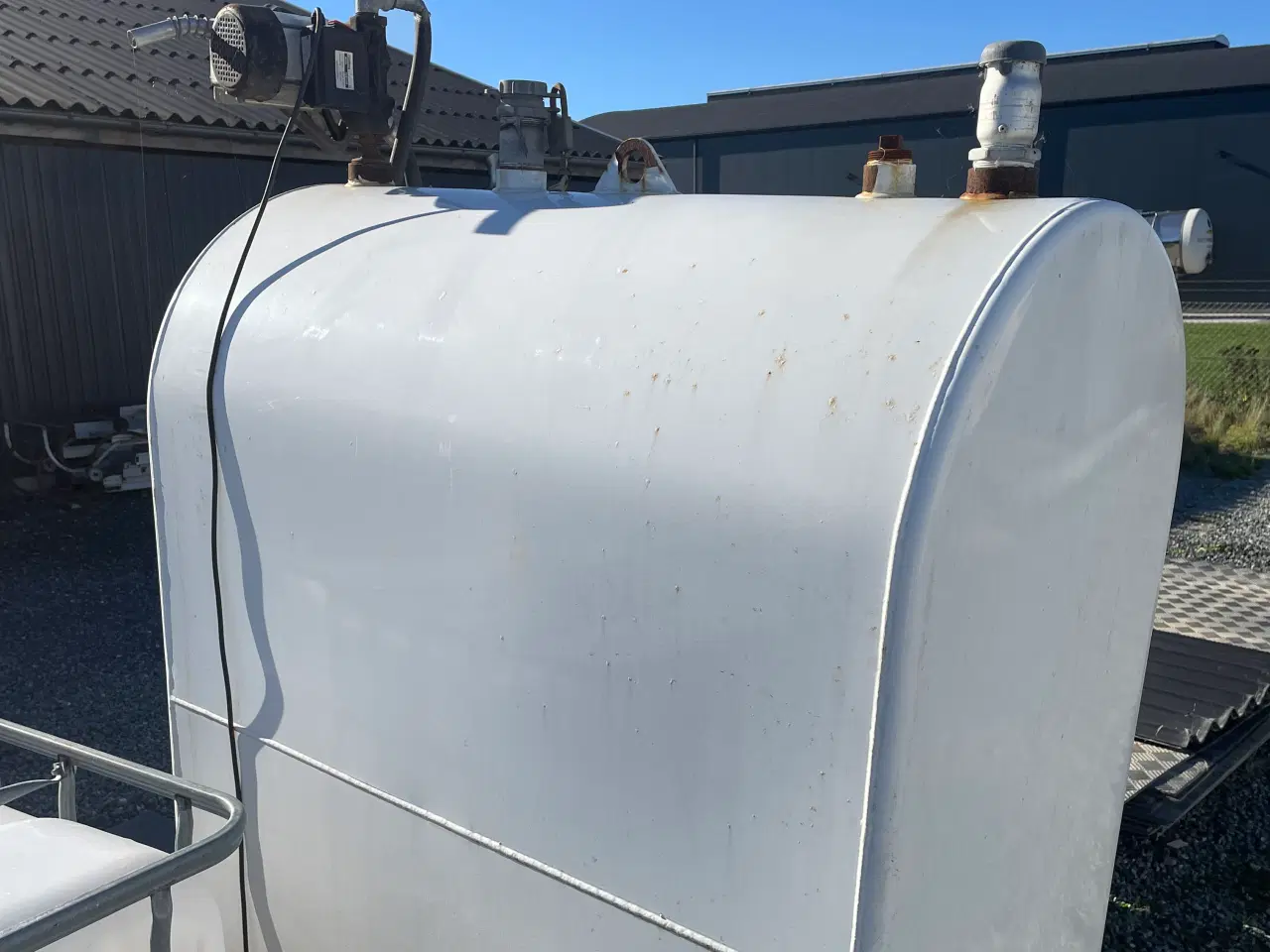 Billede 1 - Olietank