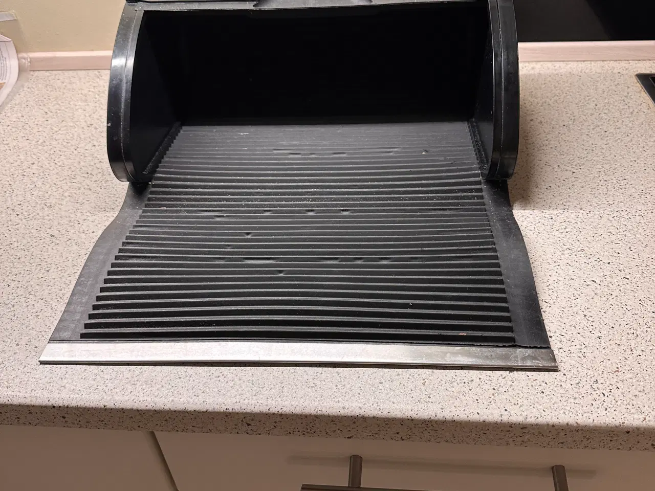 Billede 2 - Kløverblad brødboks