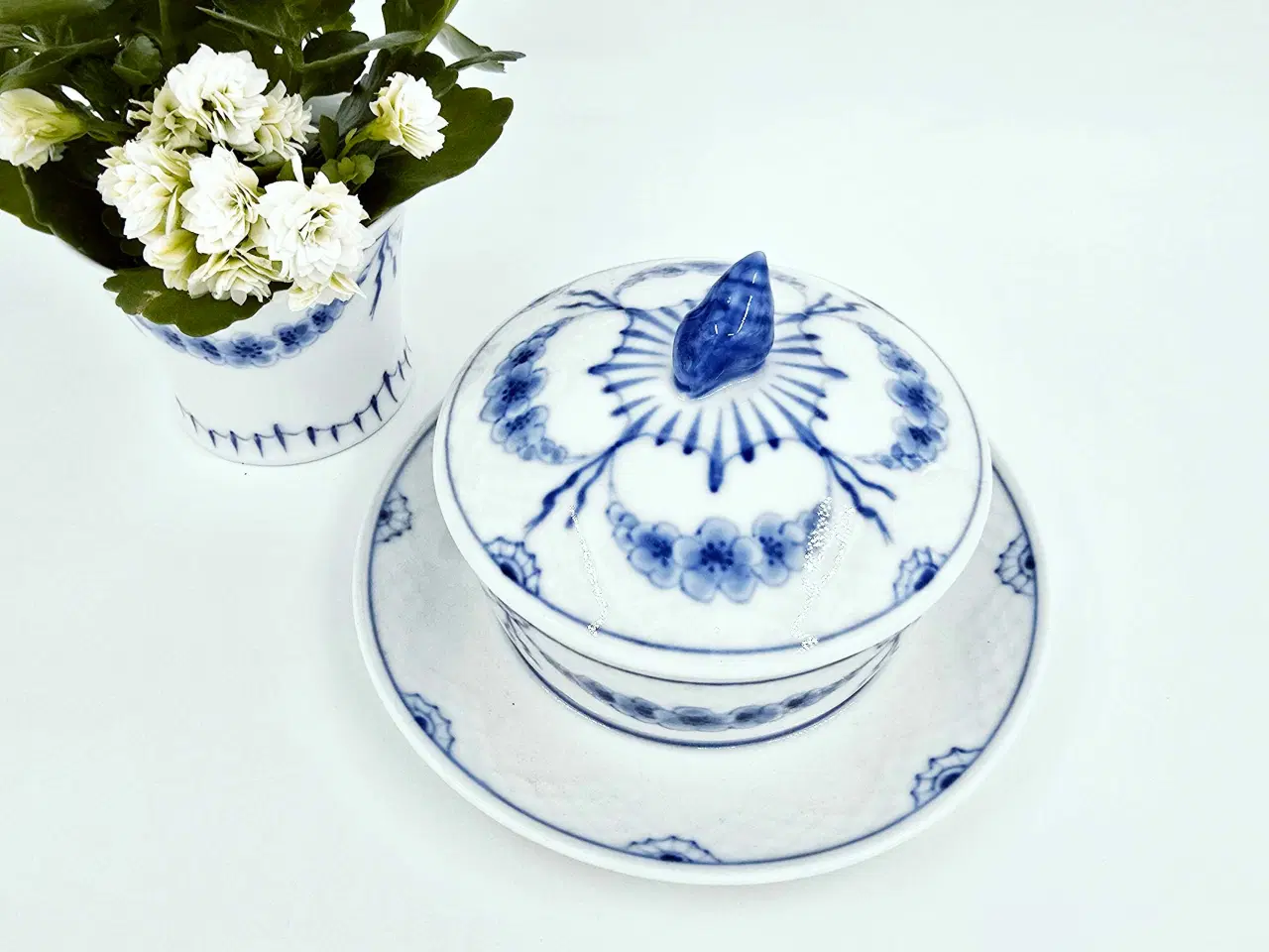 Billede 2 - Empire Smørskål Porcelæn