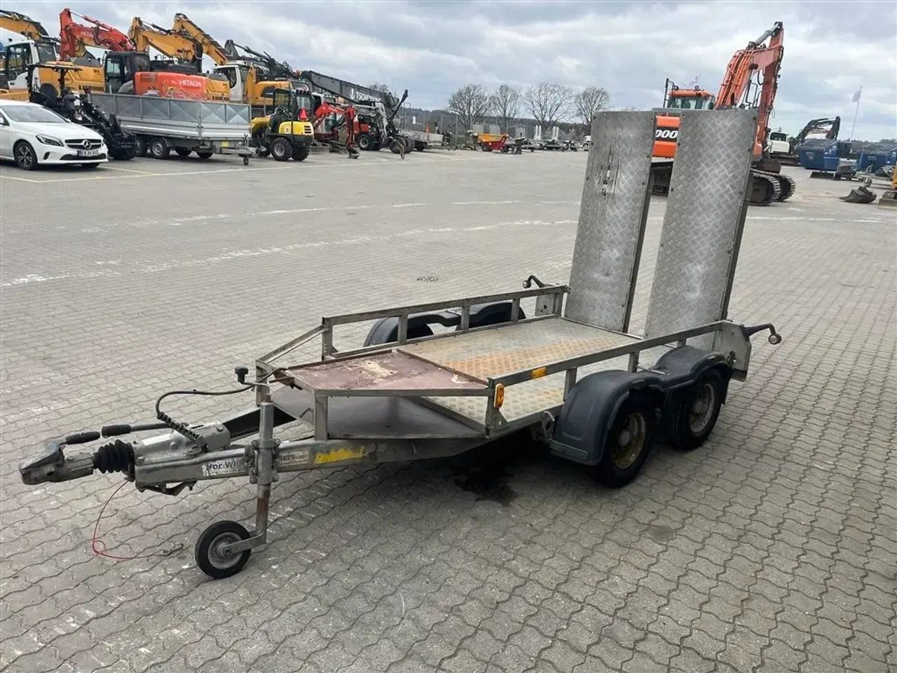 Billede 9 - Ifor Williams Model 4 lille maskintrailer med ramper.