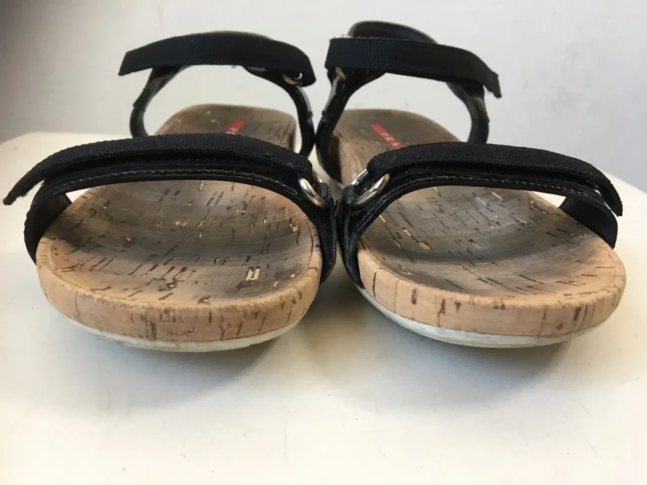 Billede 3 - Prada, sandaler, str 32