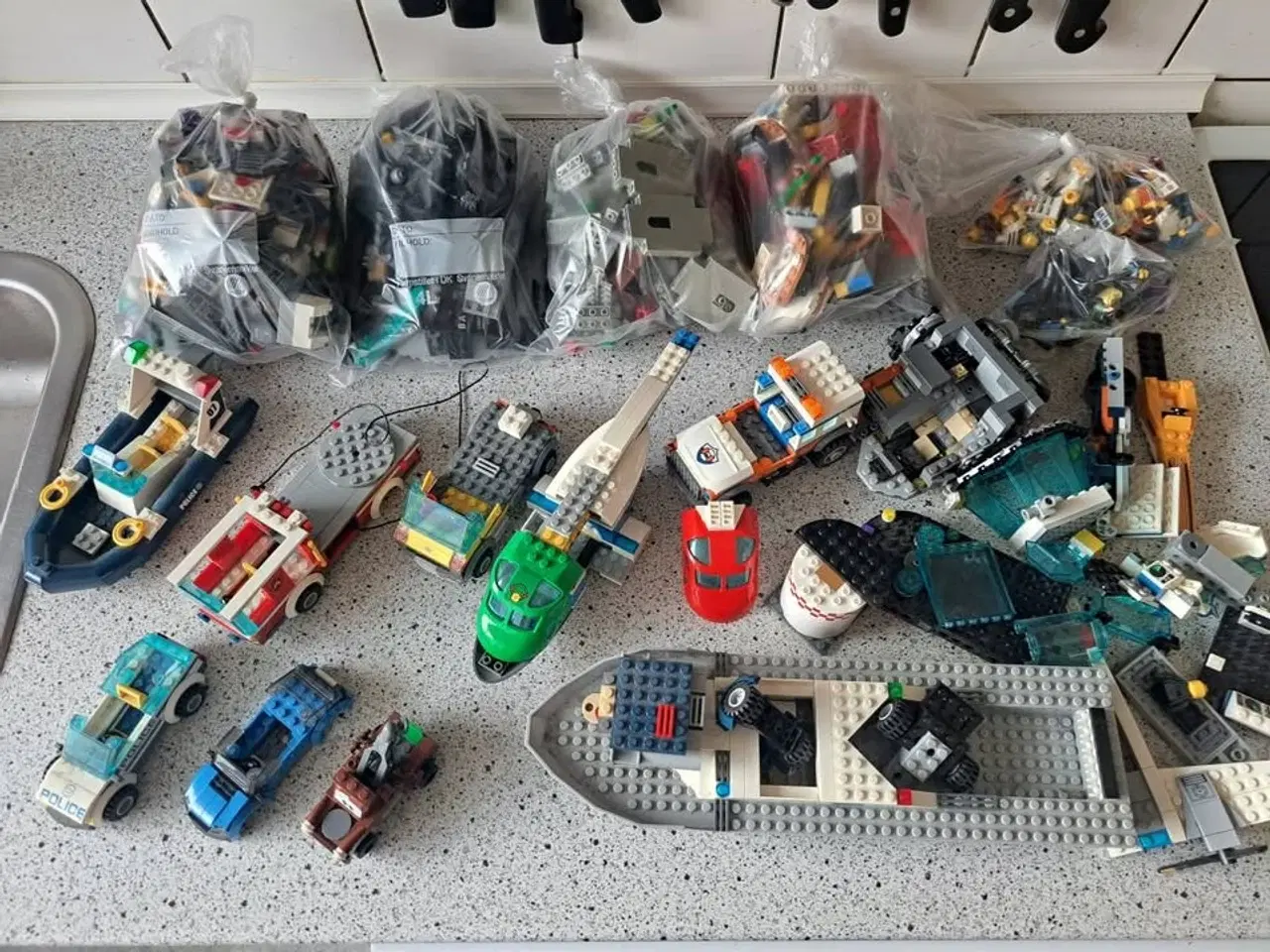 Billede 3 - Lego samling tog samt avatar er ikke komplet der e