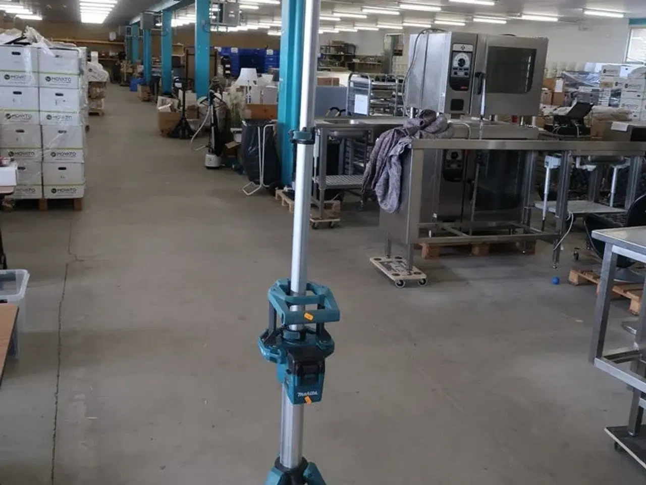 Billede 2 - Arbejdslampe LED MAKITA DML814 med 1 batteri