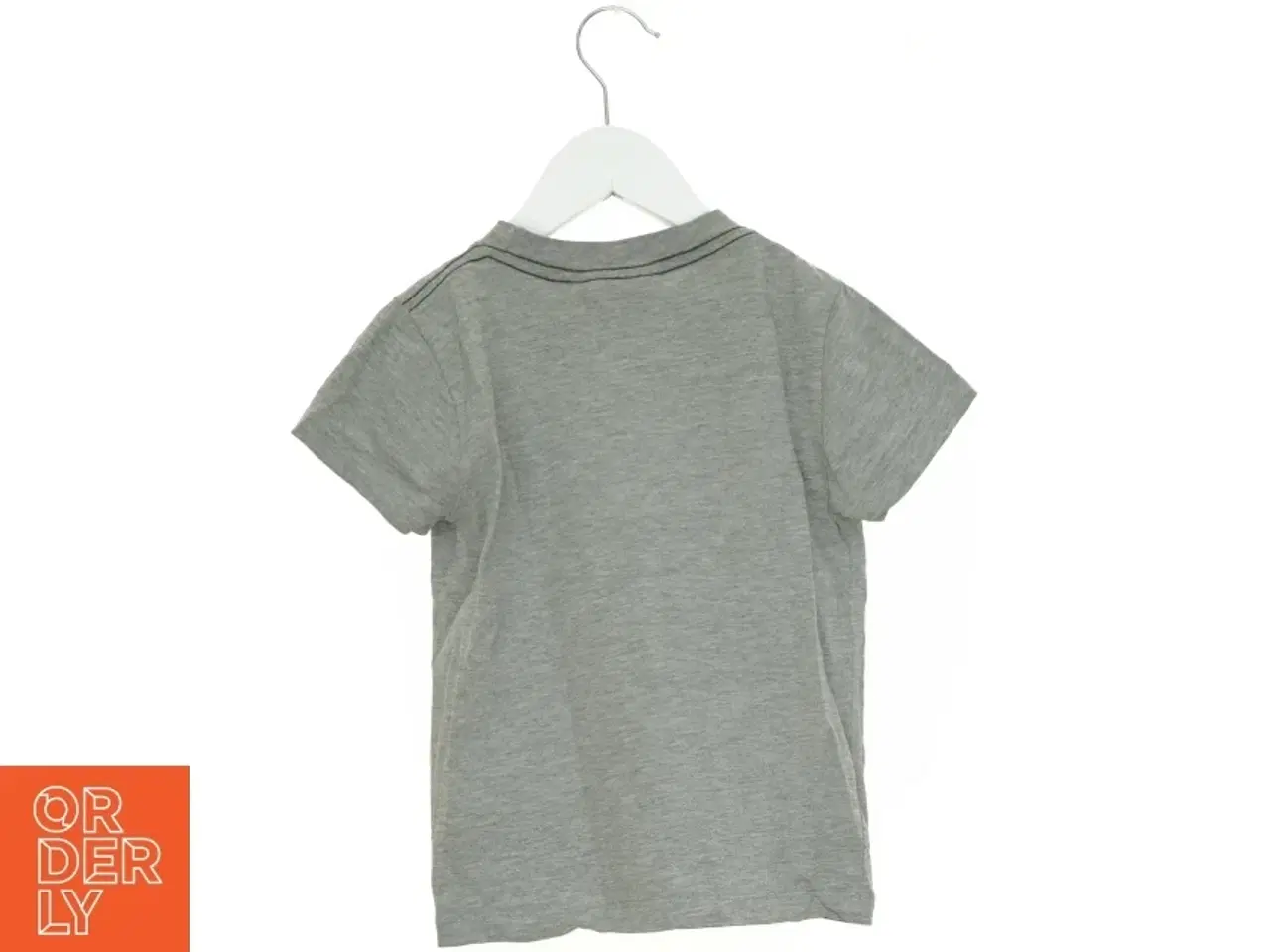 Billede 2 - T-Shirt fra Molo (str. 104 cm)