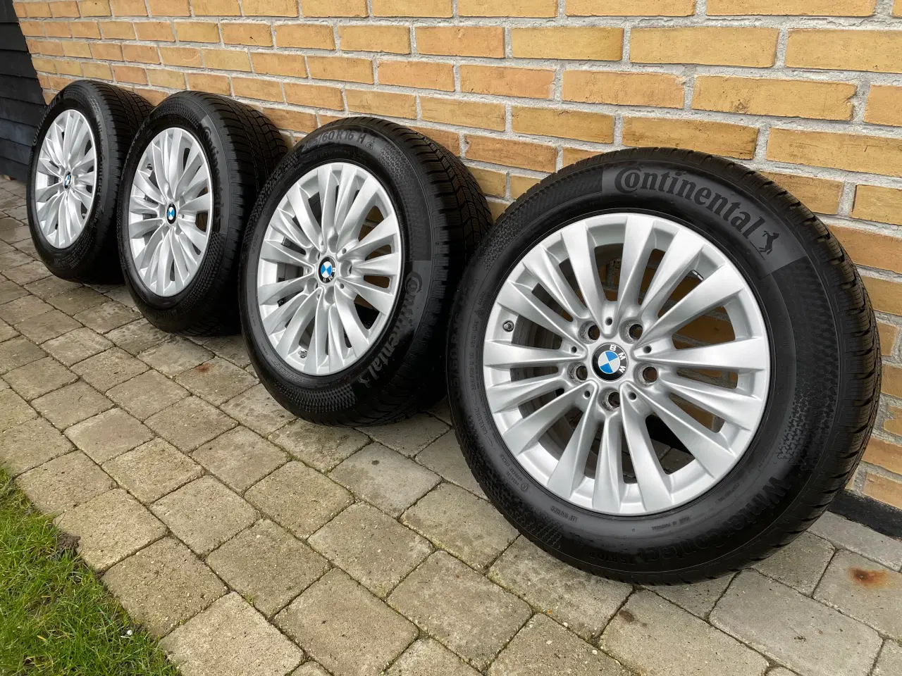 Billede 1 - Originale BMW 2 serie fælge med Continental dæk