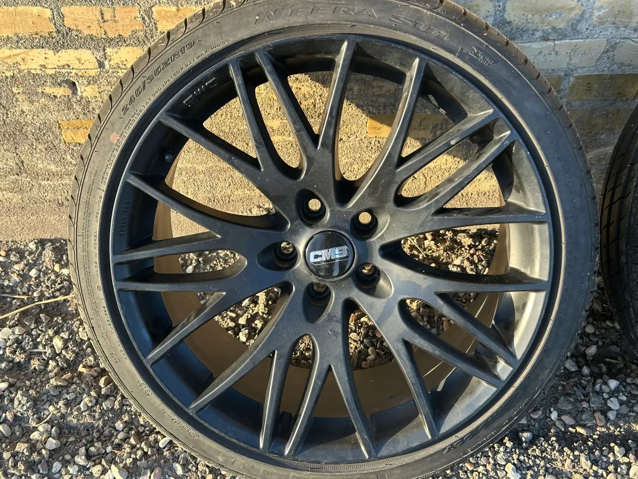 Billede 3 - Dæk m. alufælge (Audi)