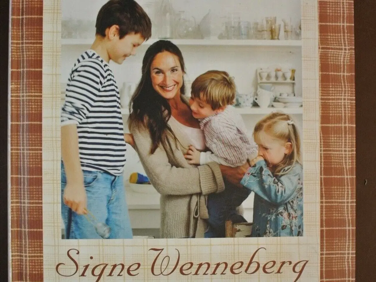 Billede 1 - komsammen, af signe wenneberg, emne: mad og vin