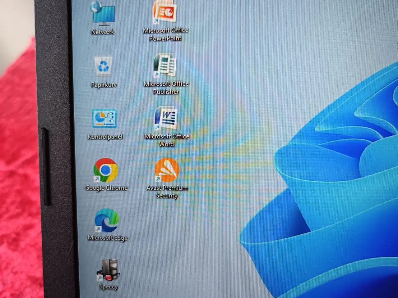 Billede 11 - Lenovo 17,3" skærm 256Gb nvme 8Gb ddr4