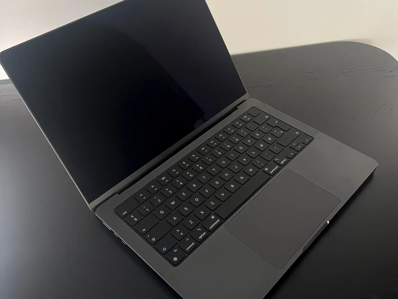 Billede 6 - MacBook Pro 14" M4 – Space Black – 16GB/512GB – So