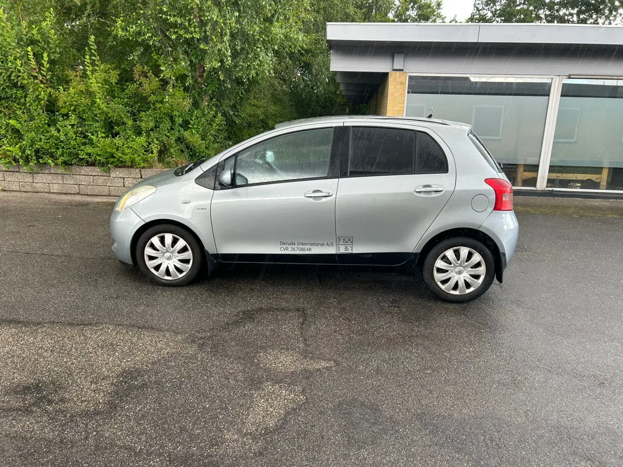 Billede 2 - Toyota Yaris	1,4 D-4d Van
