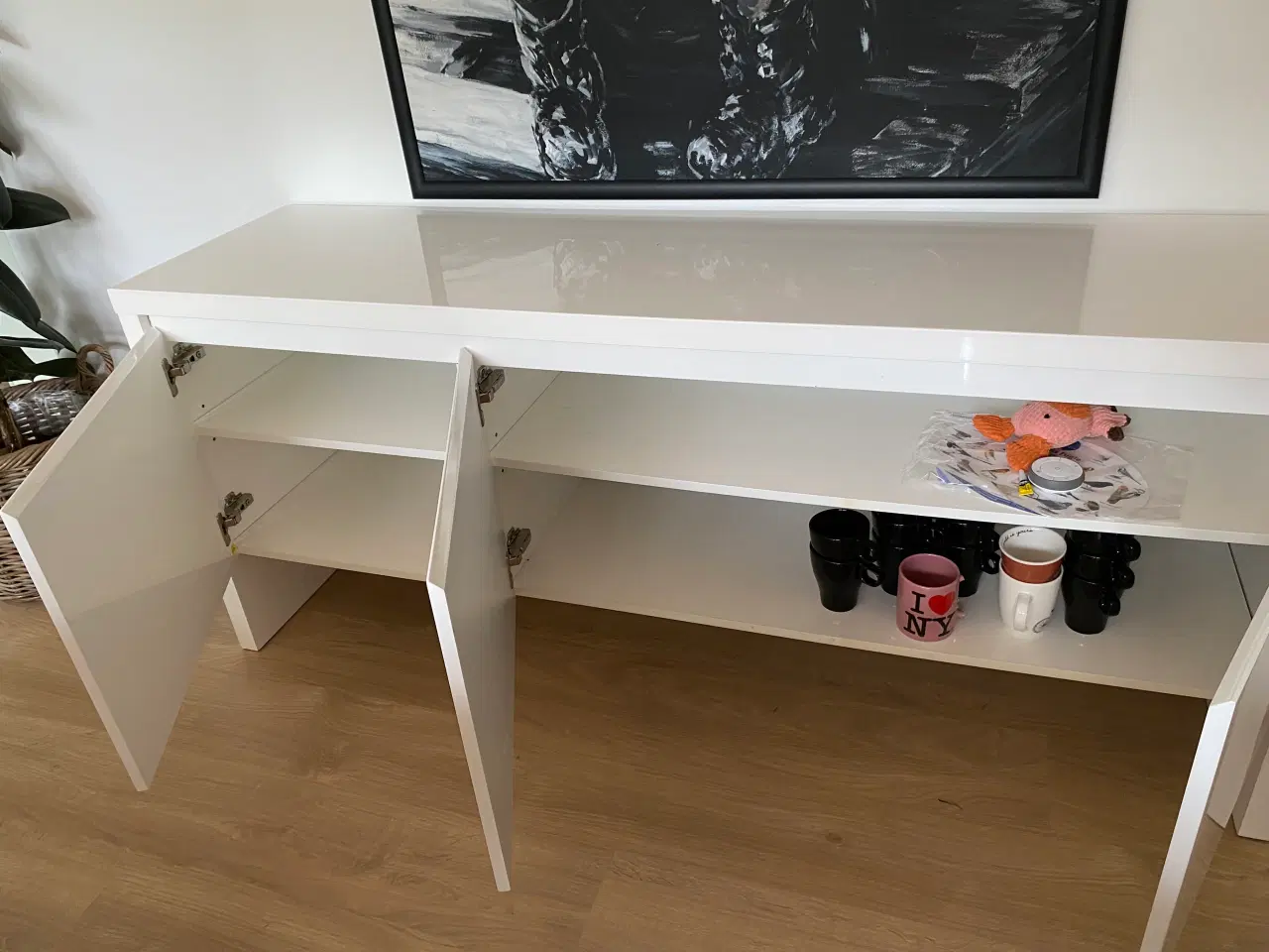 Billede 3 - Ikea skænk sælges