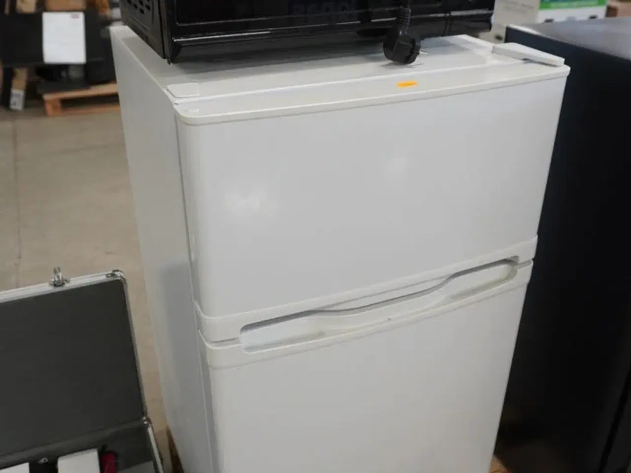 Billede 1 - Køle-/Fryseskab og mikrobølgeovn LOGIK/WASCO