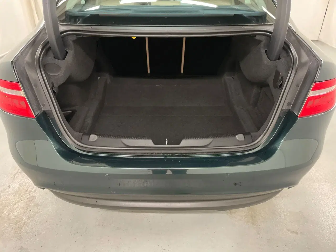 Billede 19 - Jaguar XE Prestige 2,0i benzin