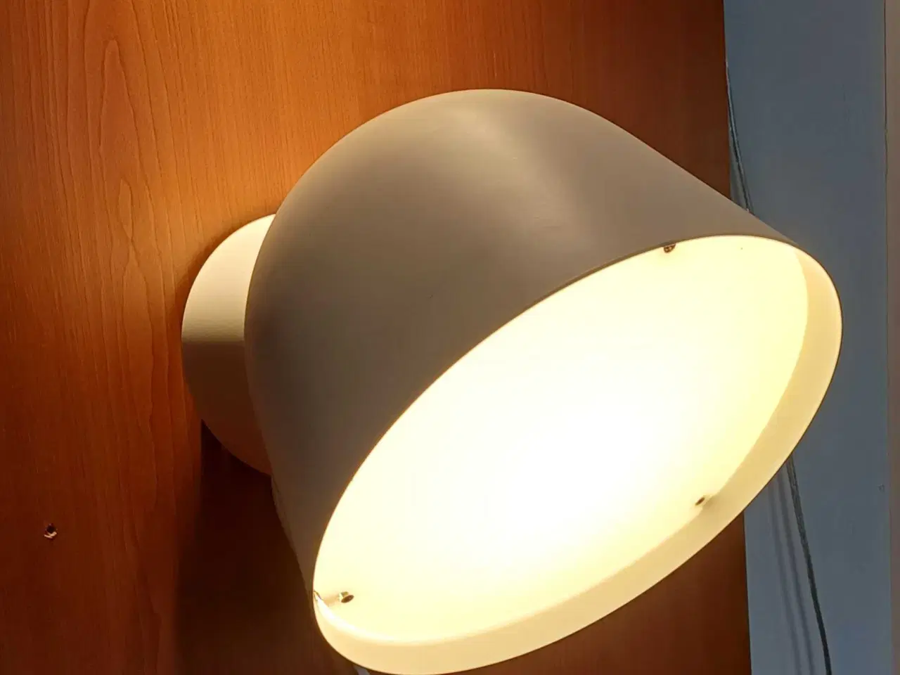 Billede 4 - Ikea bord/væglampe Ola wihlborg