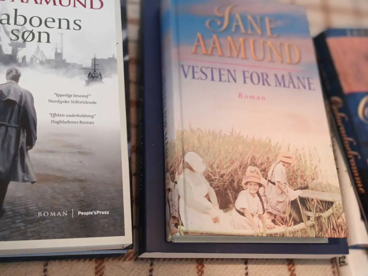 Billede 2 - Jane Aamund bøger 18 stk