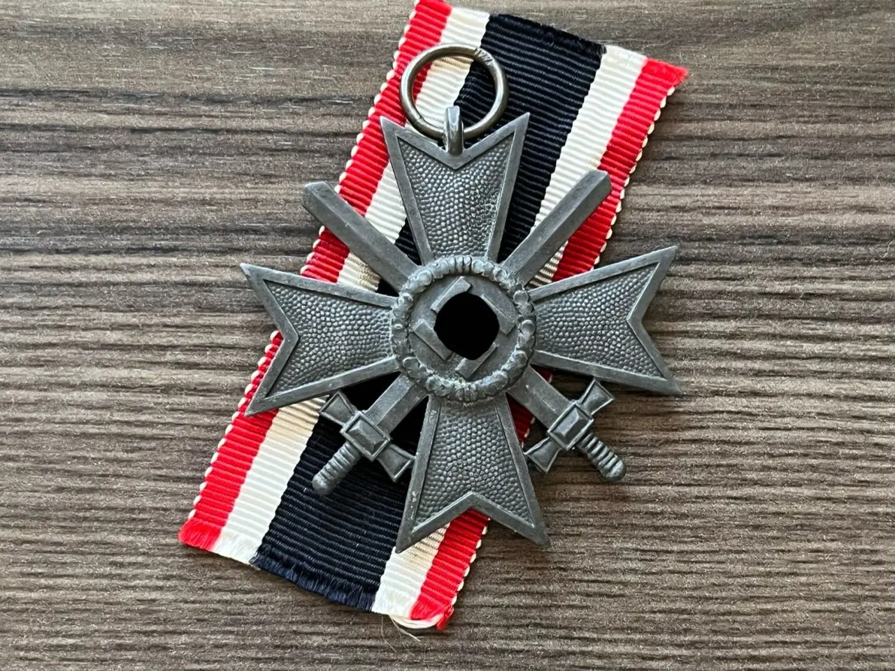 Billede 1 - Tysk KVK medalje med sværd