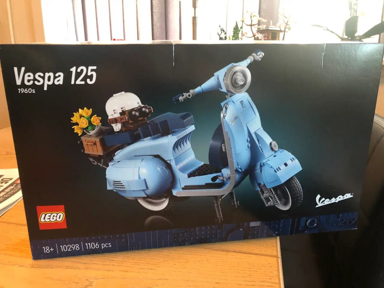 Billede 1 - Lego Vespa 125 10298