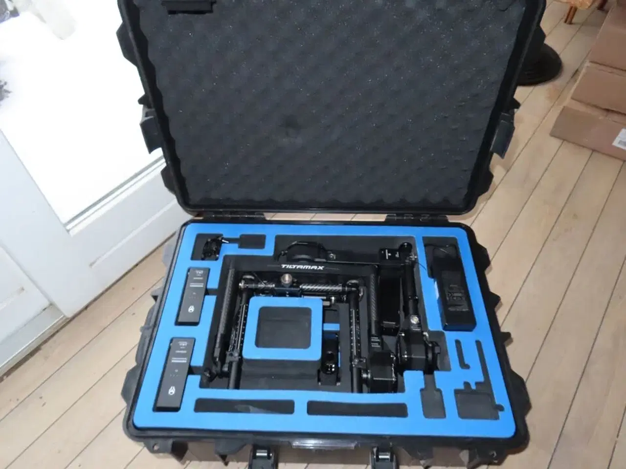 Billede 5 - 3-akset kamerasystem, TILTA GRAVITY GR-T03 i flightcase