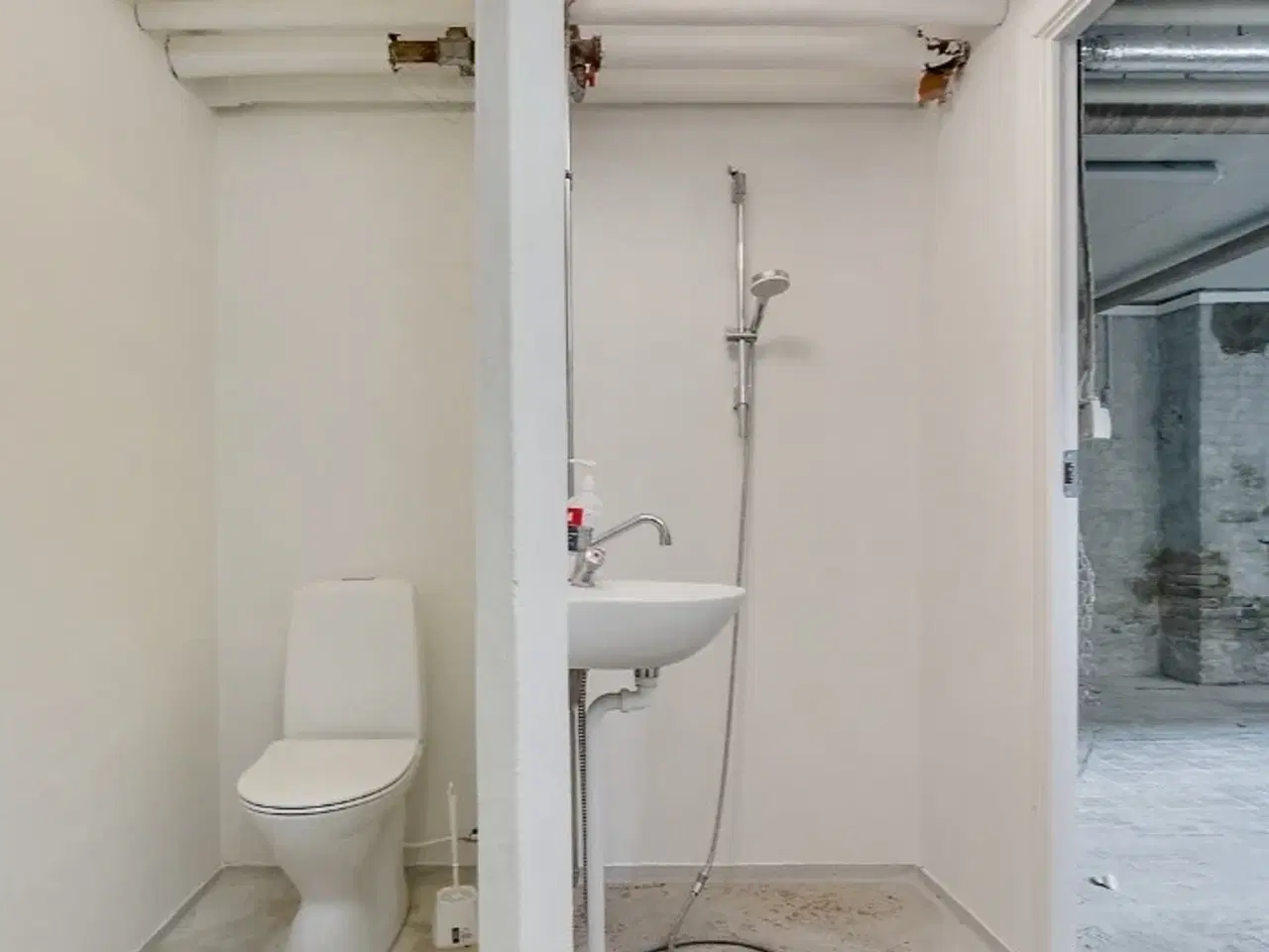 Billede 10 - Praktisk pluklager– central beliggenhed på Vesterbro