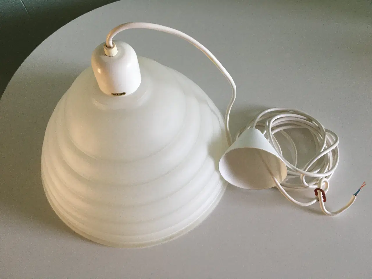 Billede 2 - Pendel opal glas skærm, ubrugt