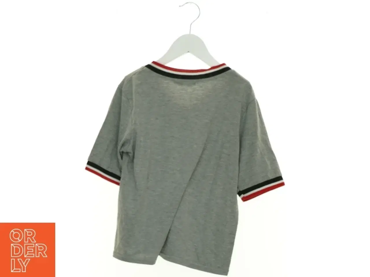 Billede 2 - T-Shirt (str. 122 cm)
