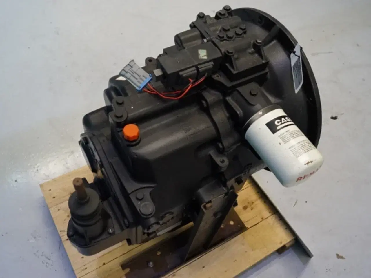 Billede 11 - CASE 580SLE 2WD Transmission 