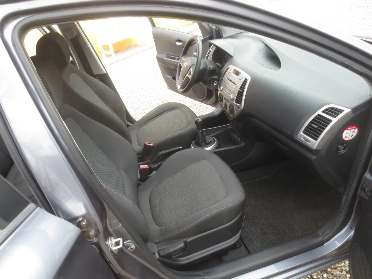 Billede 13 - Pæn Nysynet Hyundai i 20 1.2 i.