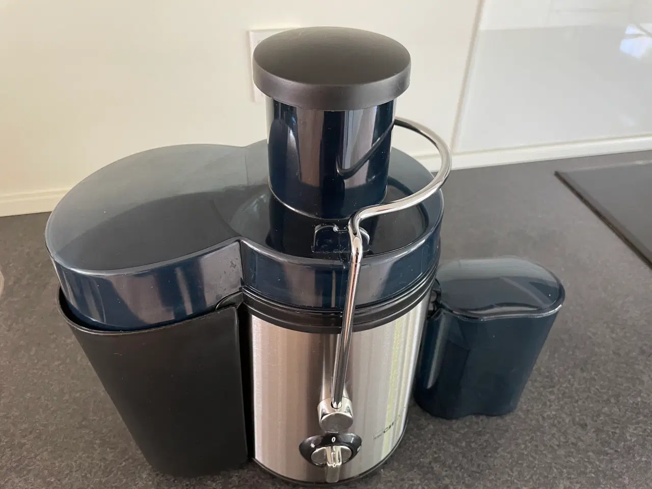 Billede 2 - Juicer - Elektrisk med 800 W