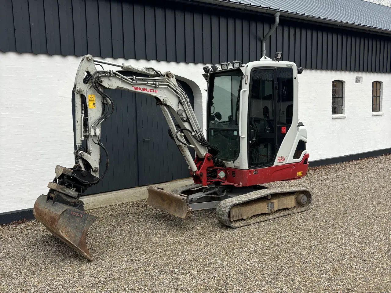 Billede 2 - Takeuchi TB 225 Med Rotortilt