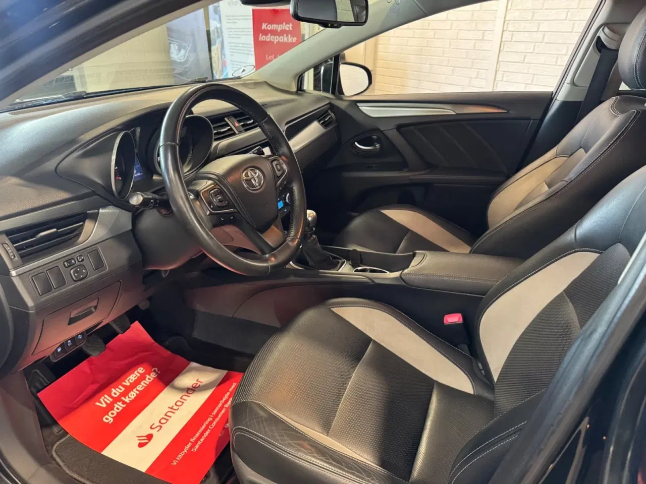 Billede 7 - Toyota Avensis 1,8 VVT-i T2 Executive Touring Sports