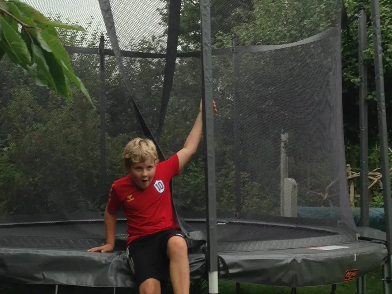 Billede 1 - Stor solid trampolin