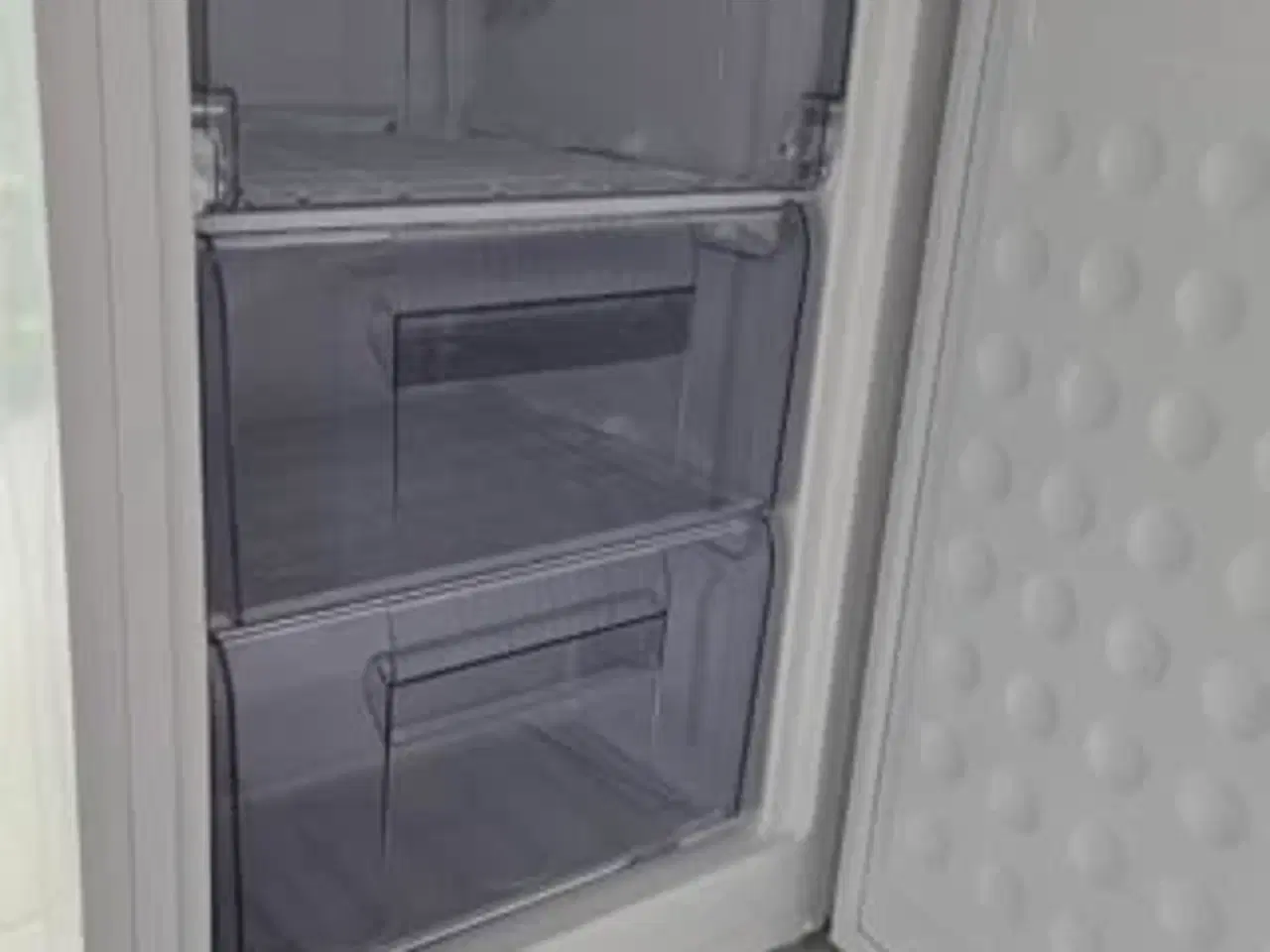 Billede 2 -  Lille SkabsFryser