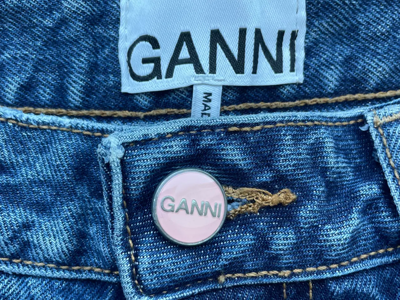 Billede 3 - Ganni denimjeans 