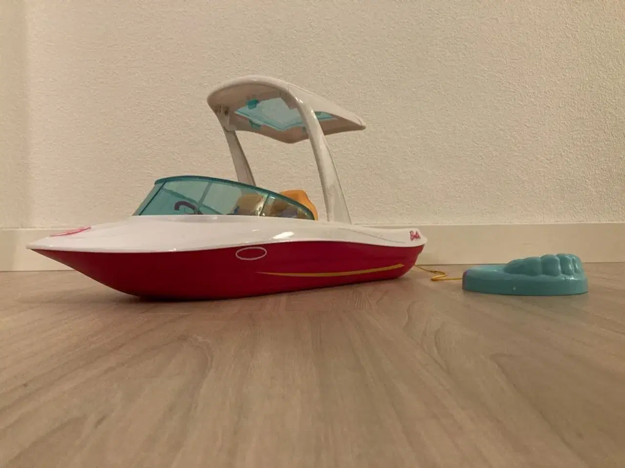 Billede 2 - Barbie delfin båd