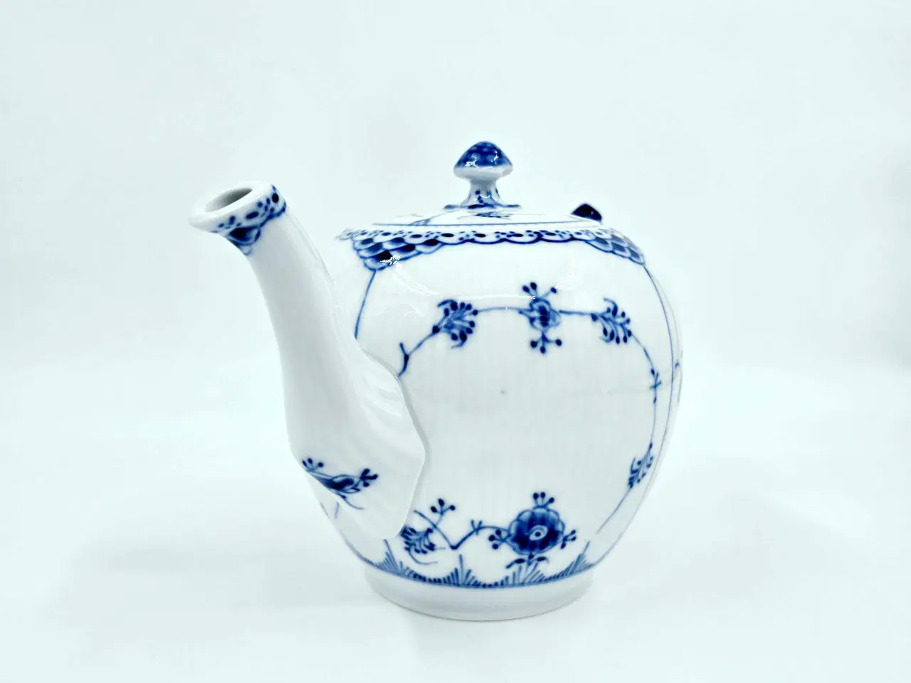 Billede 10 - Musselmalet Halvblonde Tekande Porcelæn 