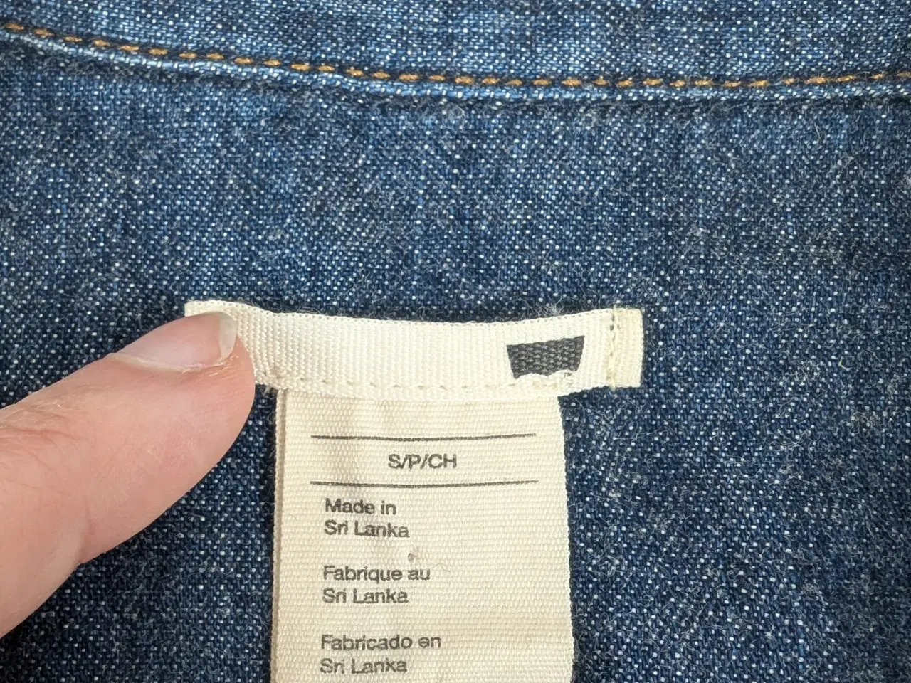 Billede 6 - Levi's blå skjorte, størrelse S