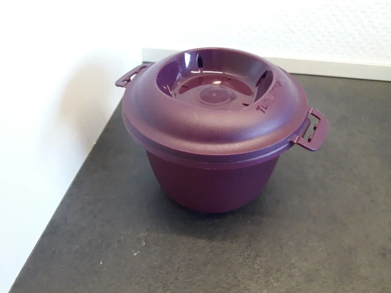 Billede 3 - Tupperware beholder